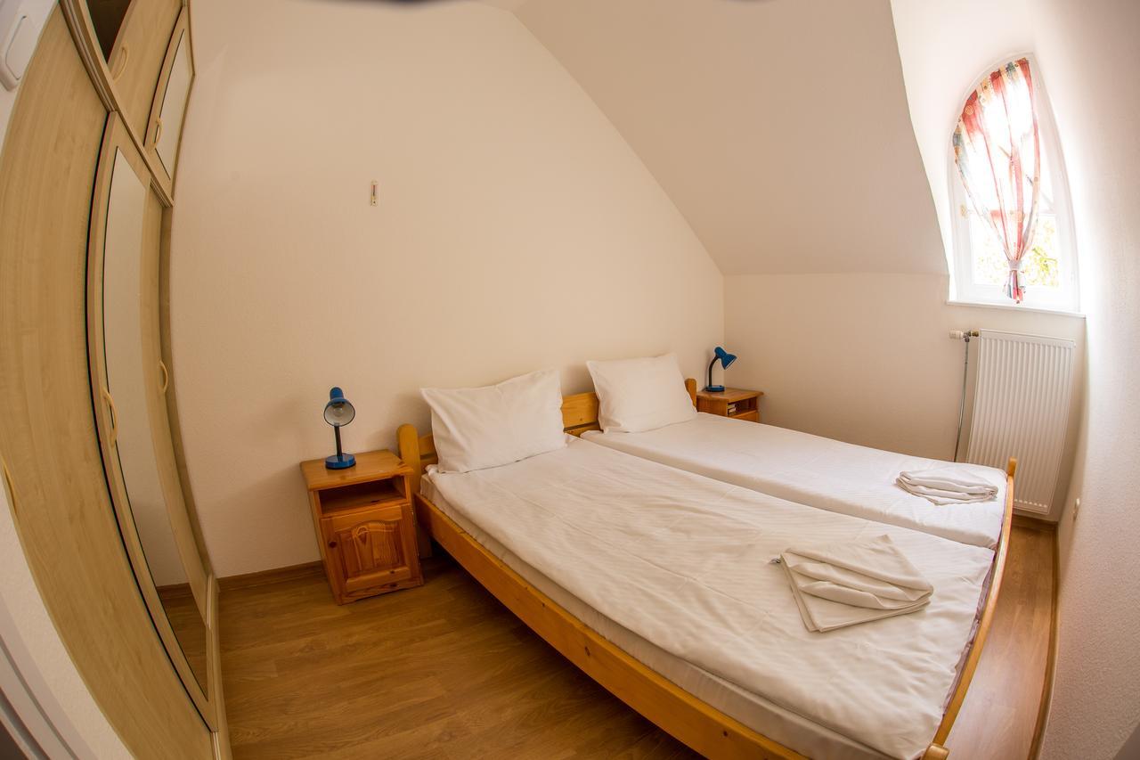 Aqua Line Apartmanhaz Hajdúszoboszló Exterior foto