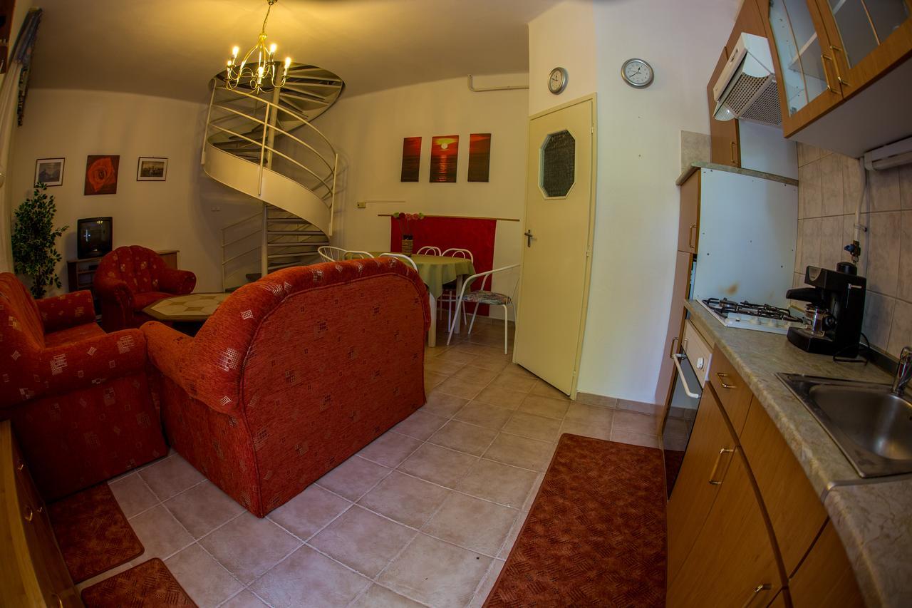 Aqua Line Apartmanhaz Hajdúszoboszló Exterior foto