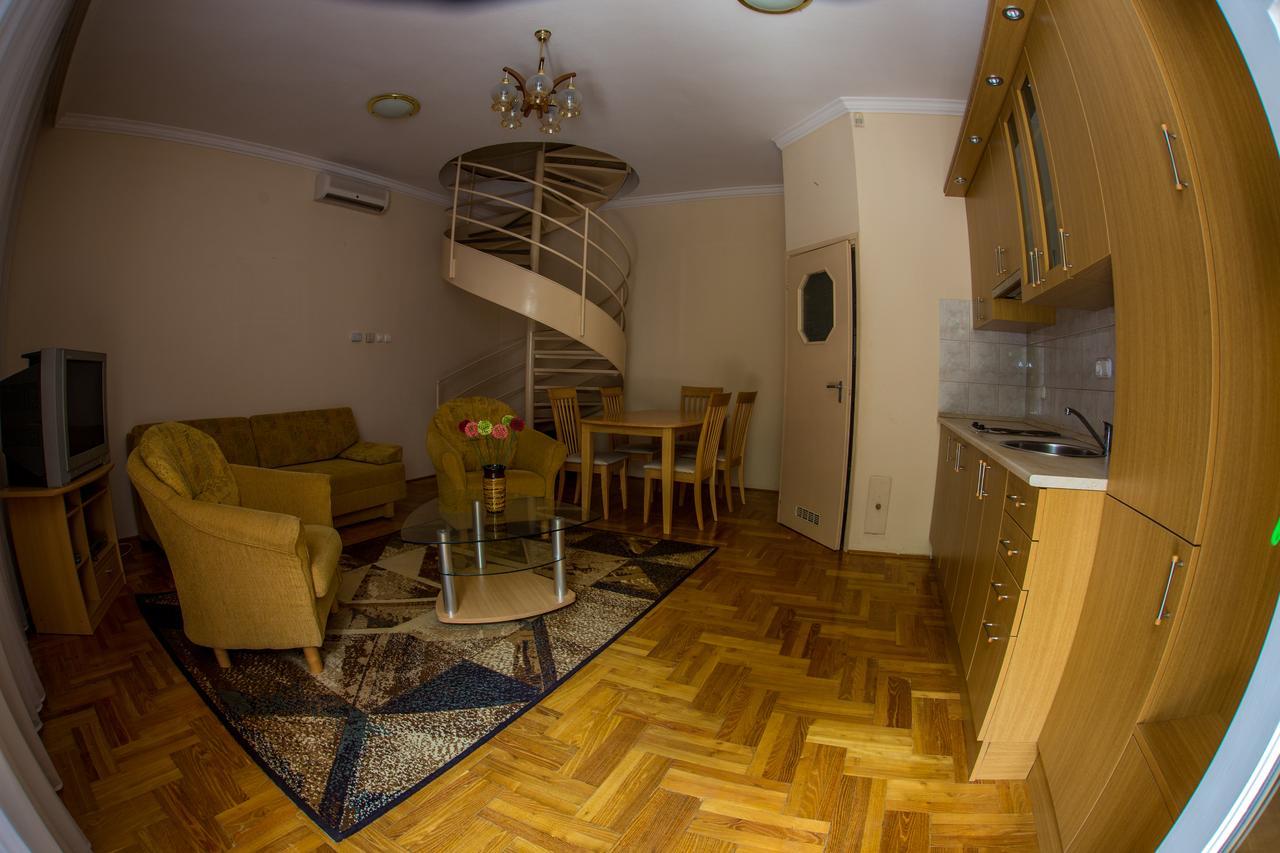 Aqua Line Apartmanhaz Hajdúszoboszló Exterior foto